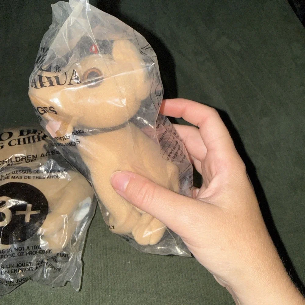 Pair Of Taco Bell Talking Plush Chihuahua Dog Yo Quiero SEALED VTG Works